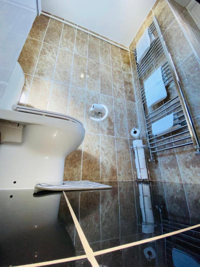 Bright, Spacious, Modern Interior Decor 2 Bedrooms Apartment With Amazing Views Лондон Екстер'єр фото