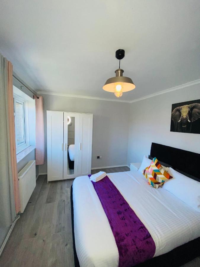 Bright, Spacious, Modern Interior Decor 2 Bedrooms Apartment With Amazing Views Лондон Екстер'єр фото